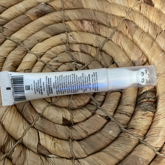 Neutrogena - Picture 2 of 9